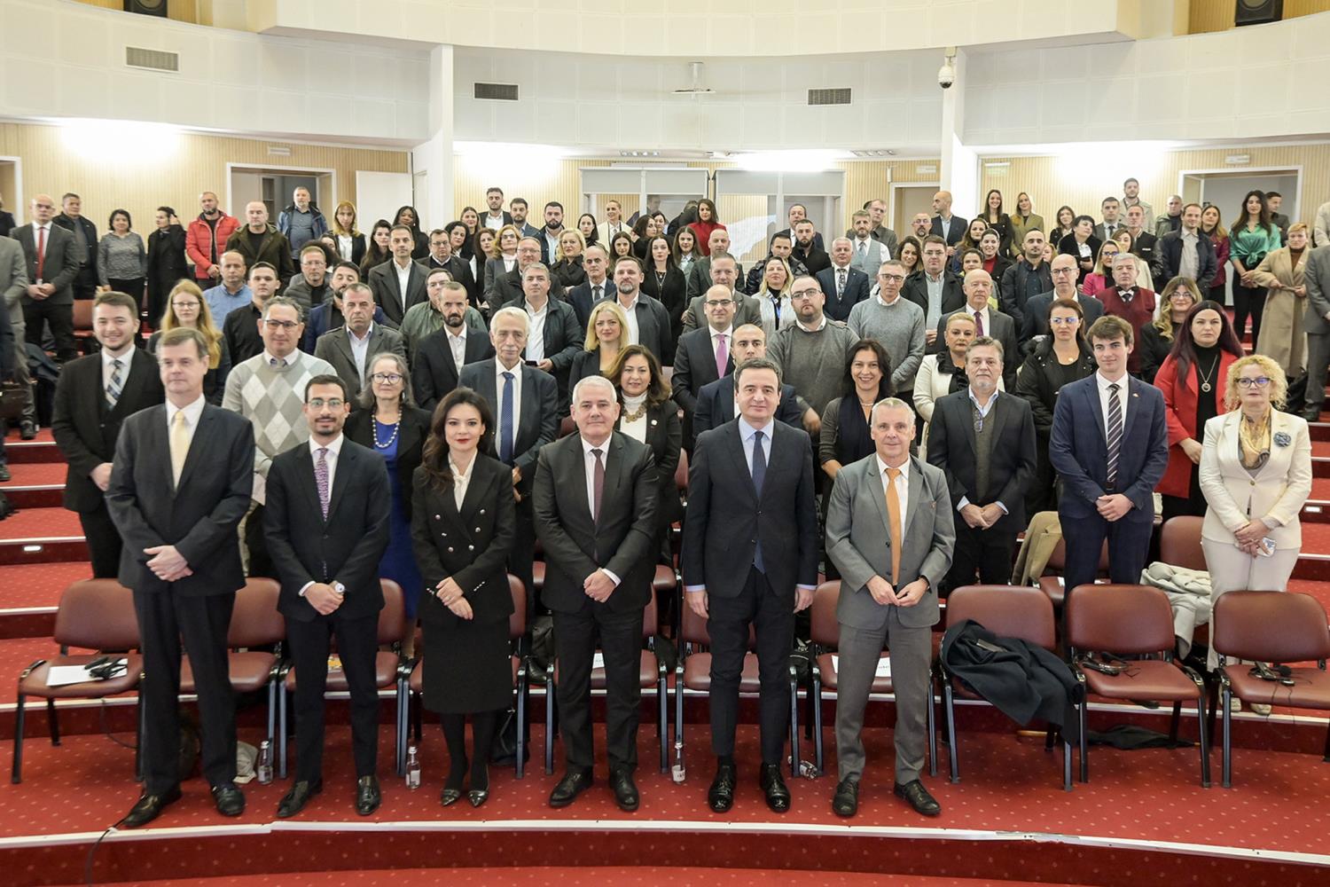 Ka filluar punimet Konferenca e parë ndërkombëtare KosovaPAR2023